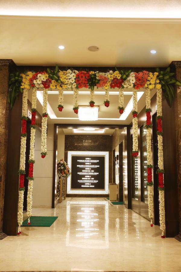 Hotel Shubham Palace Hyderabad Bagian luar foto