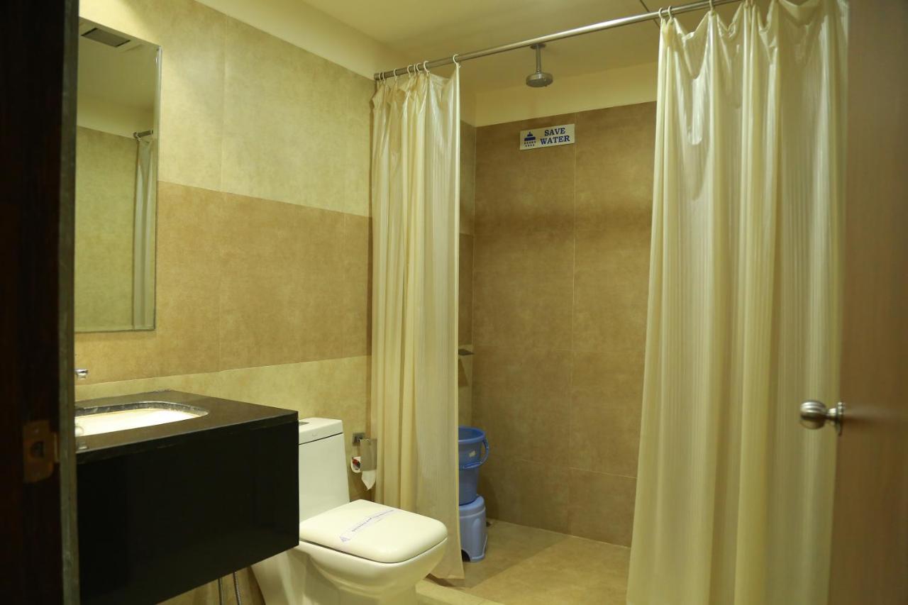 Hotel Shubham Palace Hyderabad Bagian luar foto