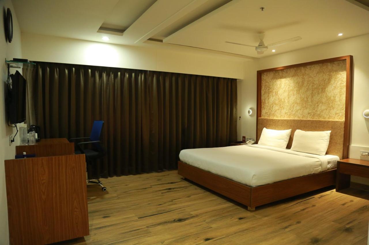 Hotel Shubham Palace Hyderabad Bagian luar foto